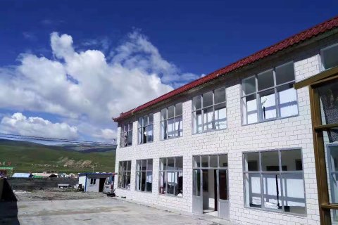 黑马河雪域商务宾馆