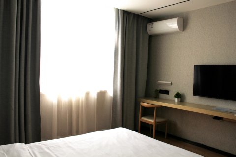 雅仕独库酒店(独山子明珠夜市店)