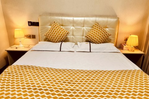 雅江蜀雅乡商务酒店