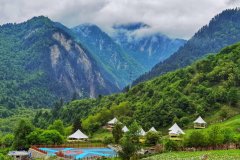 见山·阿布氇孜帐篷民宿