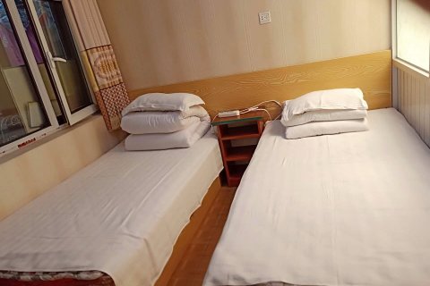 滦平苗佳农家院