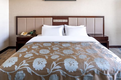 慕颜逸境酒店(淄博沂源长途汽车站店)