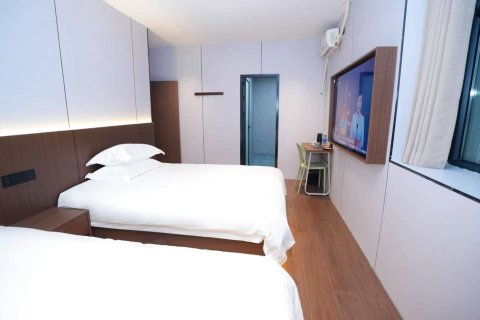 百时捷酒店(乌鲁木齐红山店)