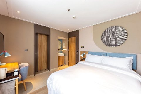 凯来酒店(西宁火车站店)