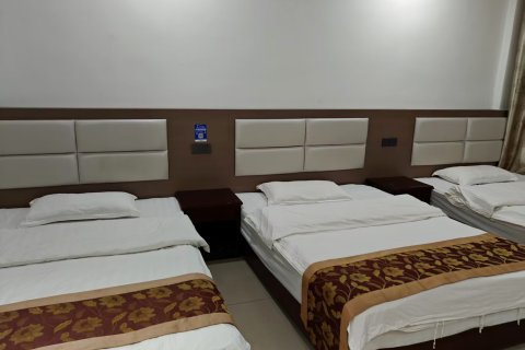 富宁华天商务宾馆