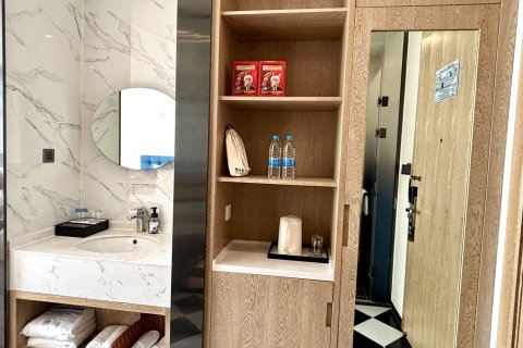 昆明私悦酒店(南强街塘子巷地铁站店)