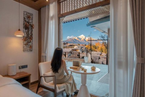丽江遇嘉人·白马轻奢度假雪山观景民宿(古城狮子山店)