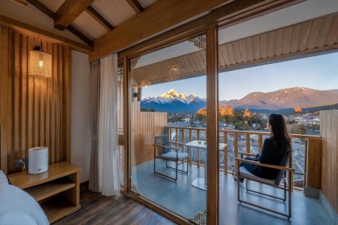 丽江遇嘉人·白马轻奢度假雪山观景民宿(古城狮子山店)