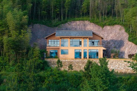 万安一叶知秋民宿