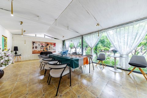 看云去·湖景度假庄园(泸沽湖格姆女神山索道店)