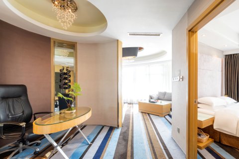 日照大酒店(万平口世帆赛基地店)