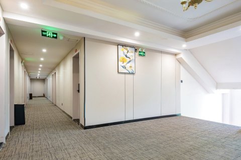 布丁严选酒店(射洪开源门店)