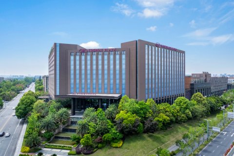 成都新希望高新皇冠假日酒店