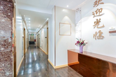 2046英皇宾馆(火车站店)