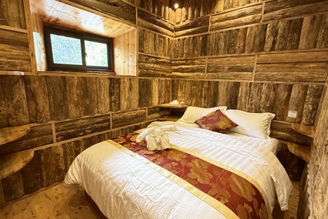 木里康萨雍居民宿