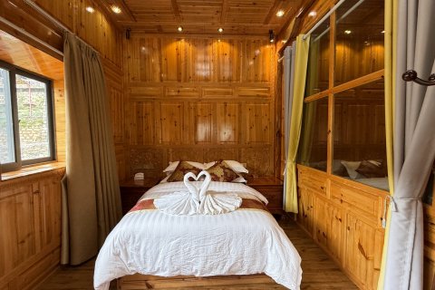 木里康萨雍居民宿