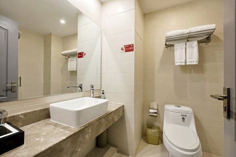 长白松智慧酒店(延吉延边大学网红墙东方水上市场店)