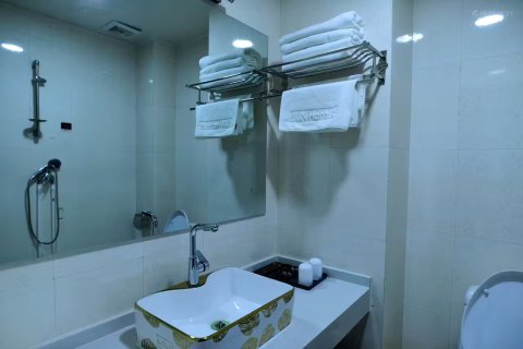 骏怡连锁酒店(围场塞罕坝景区店)