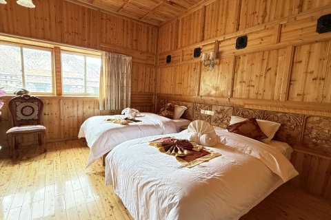 木里康萨雍居民宿