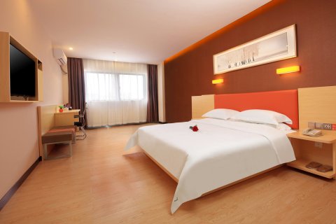 杰雨大酒店(正安客运站店)