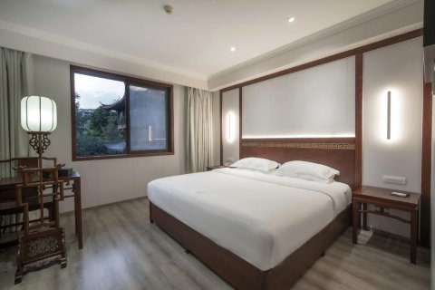 华瑰酒店(桂林站店)