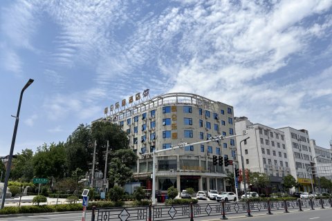 昆仑乐居酒店(焦作武陟黄河大道店)