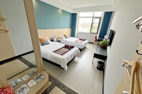 秀亭花园假日酒店(沈丘北站县政府店)