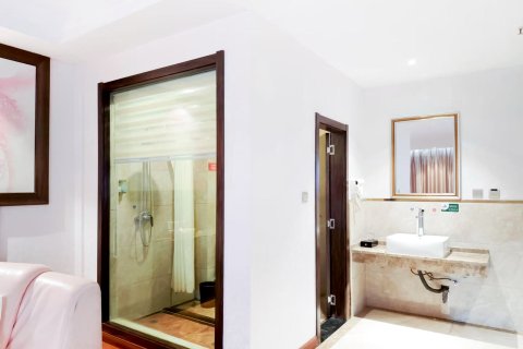 云县浙商大酒店(滨河公园店)