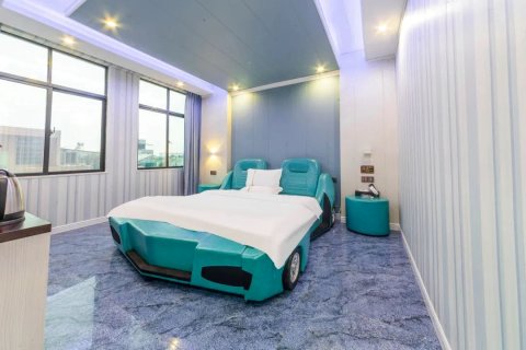 临高铂金主题酒店