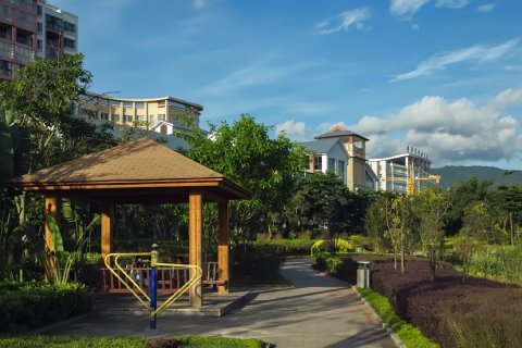 蓝眉山商务酒店(思茅区茶马古城店)