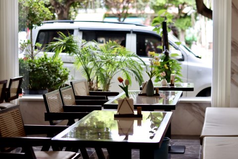 熙翰酒店(建水古城小火车店)