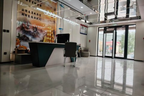 尼勒克百里画廊酒店(七十九团店)