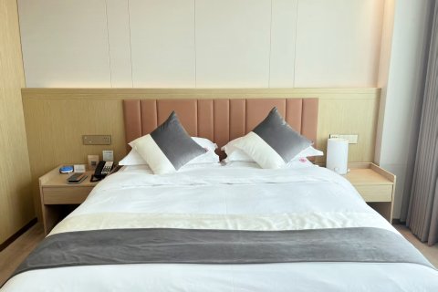 阿克苏鸿福酒店(天百时尚购物中心店)