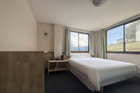 吉隆云上拾光民宿