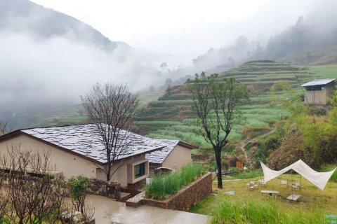 原舍胭脂温泉酒店