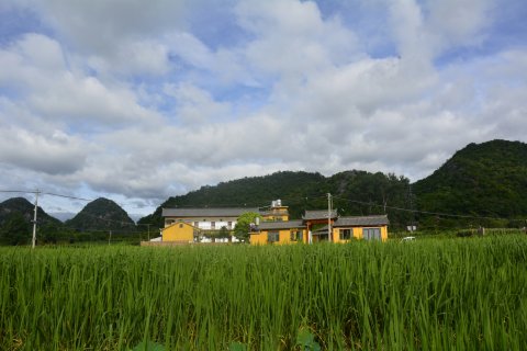 普者黑山水闲庭客栈