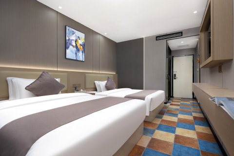 7度主题酒店(汉寿万达广场店)