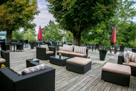 塞布鲁沃尔森酒店(Hotel Seebrunn am Wallersee)