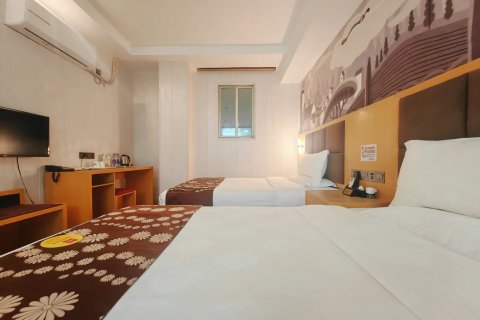 尚客优酒店(乐至人民政府店)