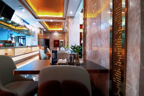 阿克苏鸿福酒店(天百时尚购物中心店)