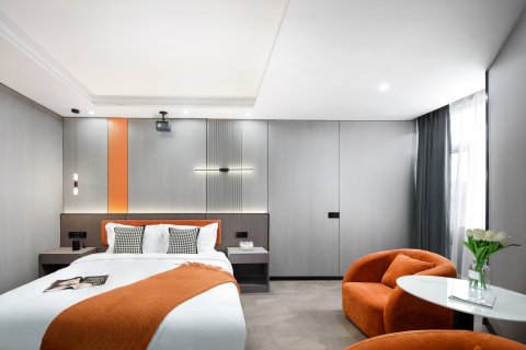 喆缦·欢悦智能影院酒店(普定店)