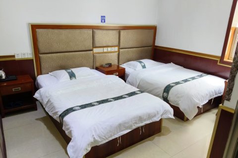 若尔盖菲儿商务宾馆