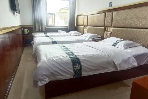 若尔盖菲儿商务宾馆