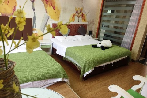 山神酒店(灵秀温泉店)