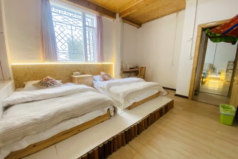 香格里拉楚登硕民宿(独克宗古城店)