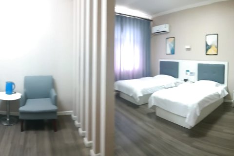 乐途酒店(禹州胖东来大禹像店)