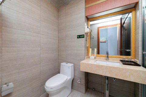 曼谷大酒店(黄梅火车站店)