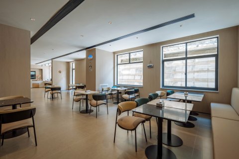 威海名兰假日大酒店(半月湾沙滩店)