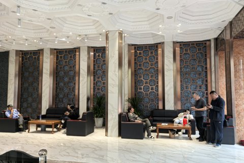 满洲里边城假日酒店(中苏金街店)