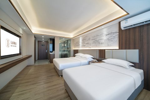 弘枫酒店(汕头金平万达小公园店)